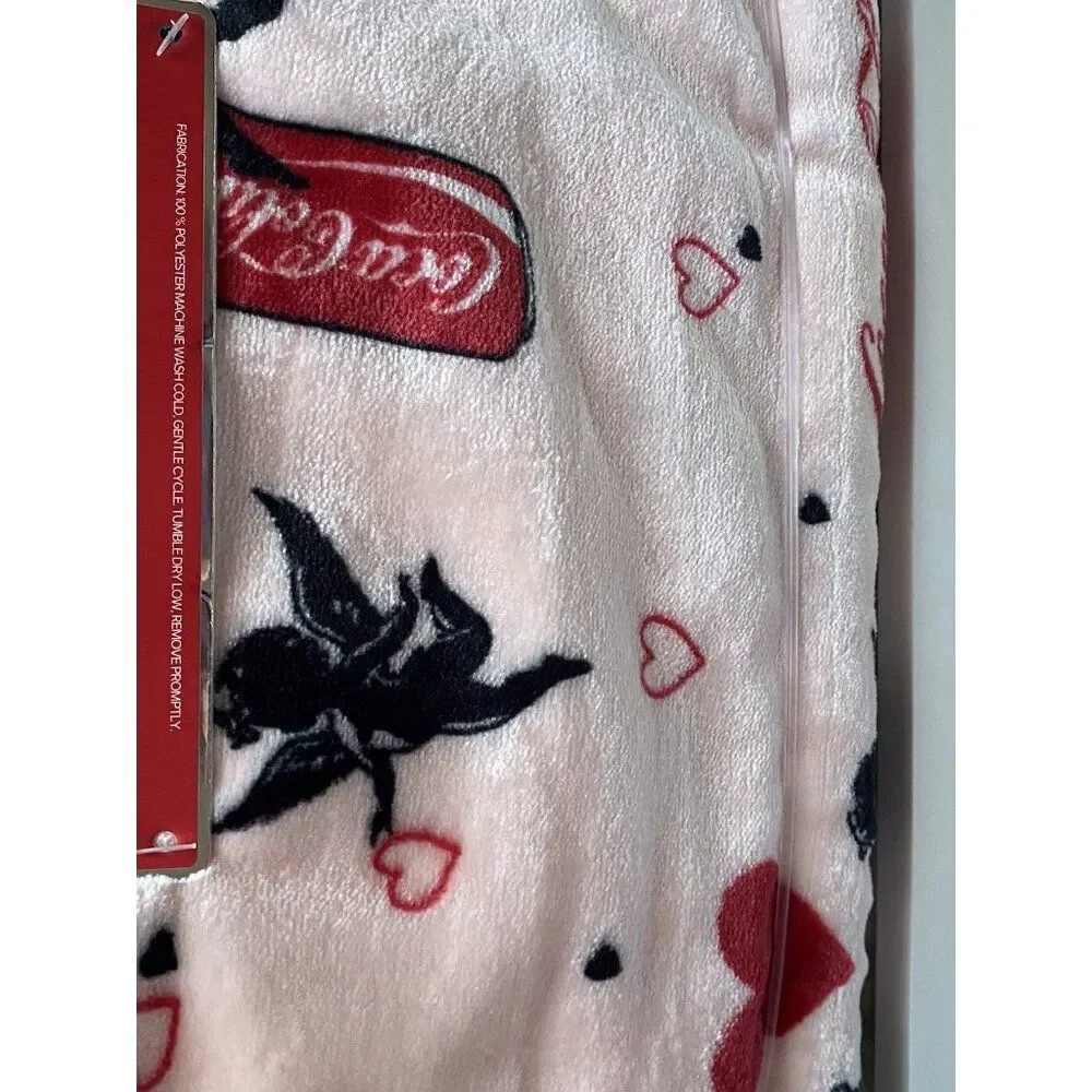 Coca Cola Can Pink Valentines Cupid Hearts Velvet Soft Throw‎ Blanket 60 X 70”